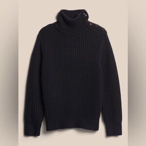 NWT! Banana Republic Navy Shoulder-Button Sweater - Size Medium ♠️